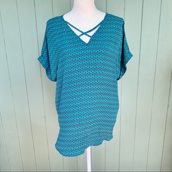 Beautiful Worthington Blouse - Picture 2 of 5